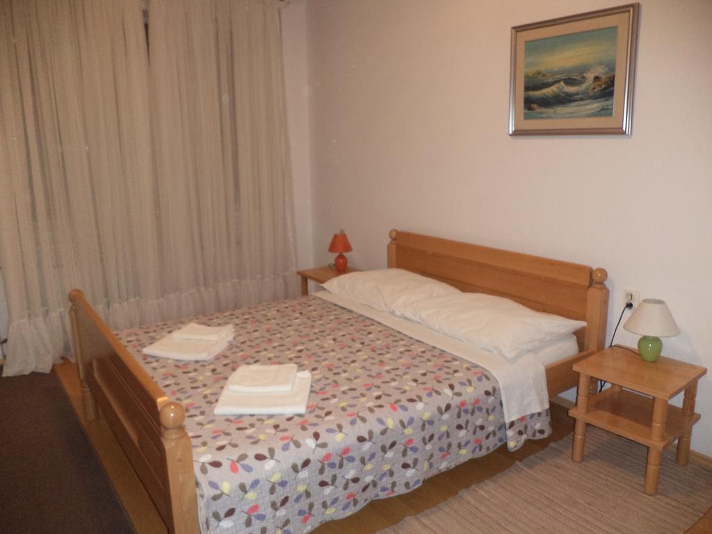 Apartment Poljak Zagreb Rum bild