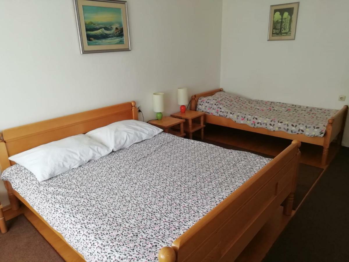 Apartment Poljak Zagreb Exteriör bild